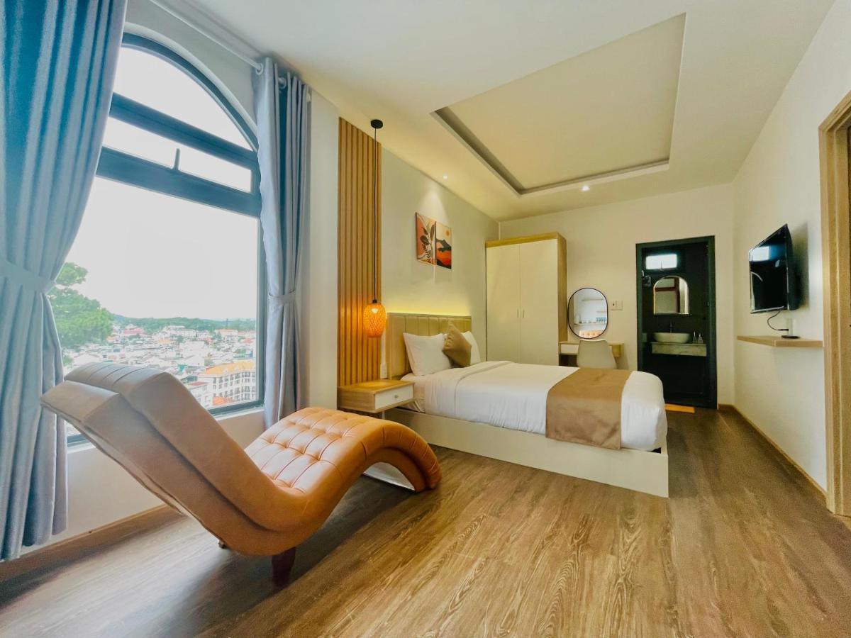 Torino Hotel Dalat Экстерьер фото