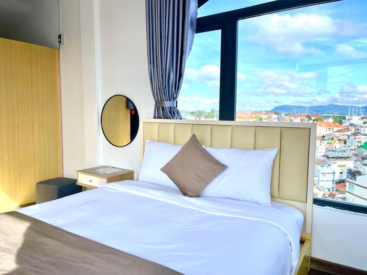 Torino Hotel Dalat Экстерьер фото