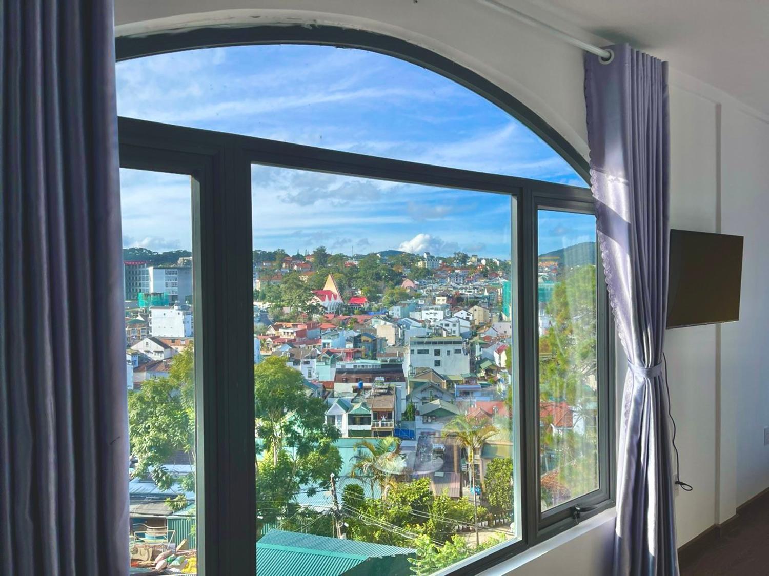 Torino Hotel Dalat Экстерьер фото