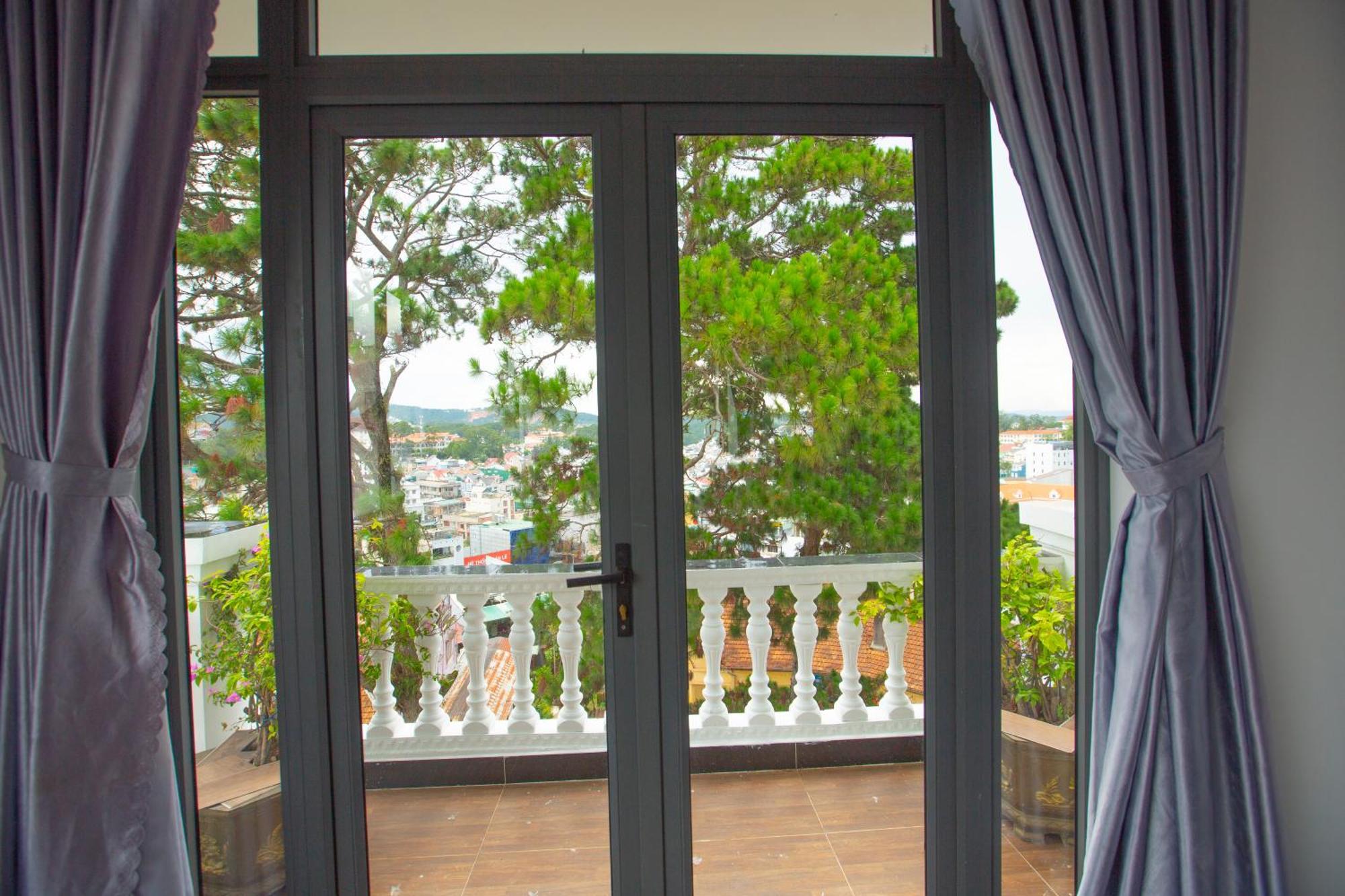 Torino Hotel Dalat Экстерьер фото